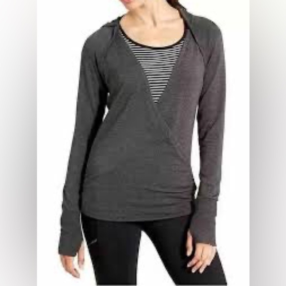 Athleta Studio Hoodie Charcoal Gray M Thumbholes Running Wrap Sporty Athletic